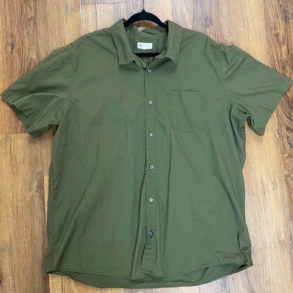 Gap green Button down collared short sleeve shirt for spring / summer XXL / 2XL